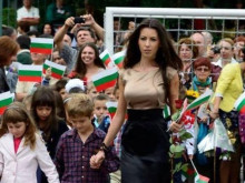 Учителите ликуват, министър Вълчев ги зарадва с новина!