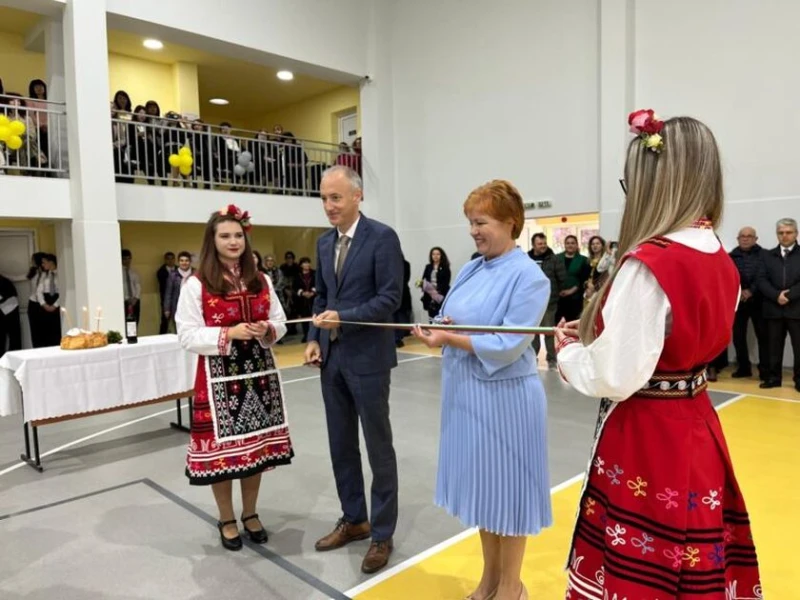 23 ������� �������� �������� � ��������������� ������, ��� 130 �� � ������ �� ����������
