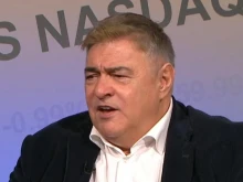 Нотариус: Смяната на левовете с евро кара много българи да официализират средствата си в имоти