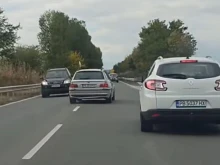 Гражданин: На БМВ-то не му пука за мигачи и знаци