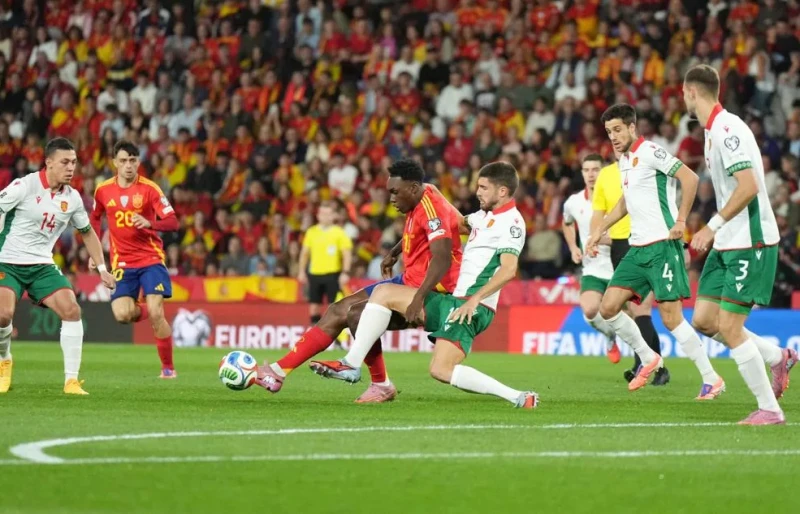 Испания ни пожали и победи България само с 4:0