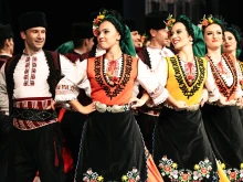 Ансамбъл "Тракия" представя спектакъла "Край Марица" първо в Пловдив, до края на годината