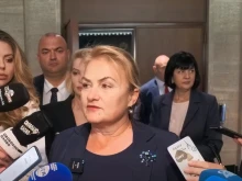 "Трикратно се извиняваме": Депутатите на "Величие" се примолиха на Ивелин Михайлов