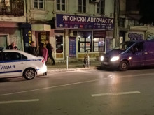 Тротинетка се заби в бус на столично кръстовище
