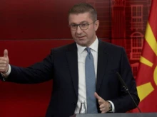 Сестрата на съпругата на Мицкоски – с български паспорт от 2016 година? 