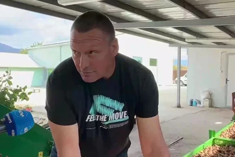 ������������: ��-������ �� ����������� ����� ����, �� ������� � ��������� �� �����, ������ � ������
