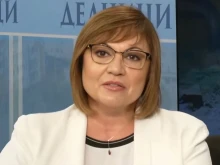 Нинова: С всяко следващо показване Борисов става все по-жалък и смешен, пълен циркаджилък