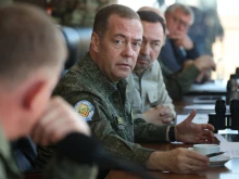 Медведев: Съвременни руски оръжейни системи се тестват на полигона Капустин Яр