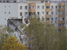 Разпитаха администратора на избухналата сграда в Букурещ
