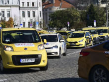 Предлагат увеличение от 18,6% на цените таксиметровите услуги в столицата