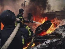 Втори удар за една нощ: Русия нанесе комбинирани удари над Киев, горят многоетажни сгради, има загинали