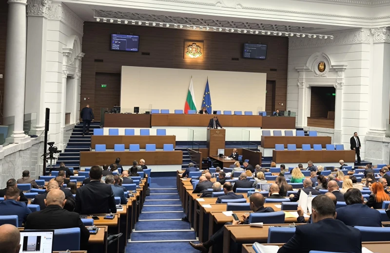 Седмицата на блокаж свърши: Парламентът събра кворум