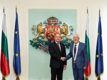 Радев към почетения консул на България в Хесен, Германия: Вие доказахте, че сте човек с щедро сърце