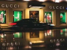Gucci бележи спад в продажбите