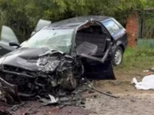 Мъртво пиян шофьор се заби в товарен автомобил в Пиринско