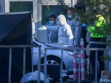 Мъж се опита да нахлуе с колата си в руското посолство в Букурещ