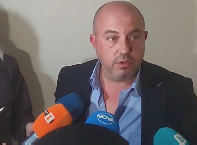 Убиецът от Люляково пред адвоката си: Не съм аз, нямам пушка, нямам патрони