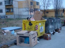 Не приеха освобождаването на общинските училища от такса "Смет"
