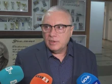 Директорът на бургаското училище, в което се пръскаха с лютив спрей: Санкции ще има според степента на виновност