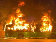 Най-малко 25 души загинаха в Индия при катастрофа между автобус и мотоциклет