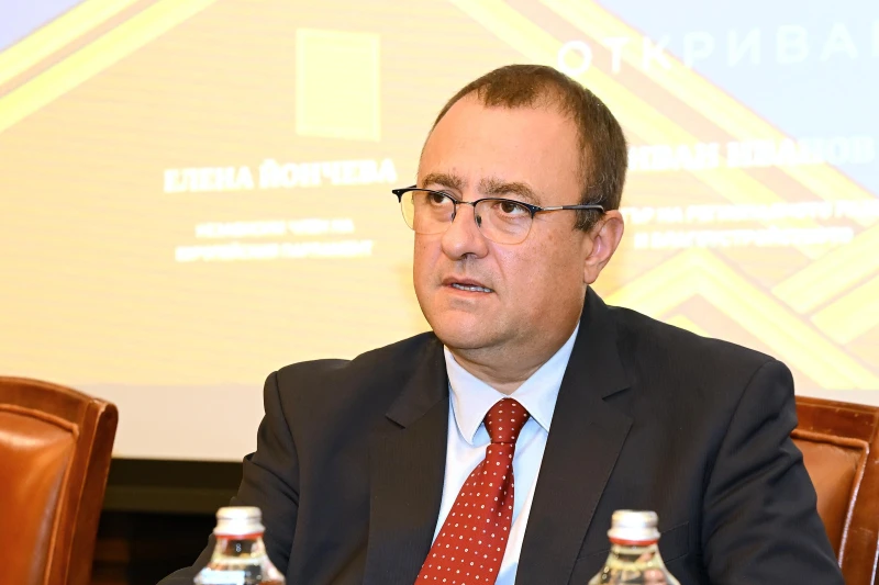 Регионалният министър призова: Такса "водомер" да отпадне
