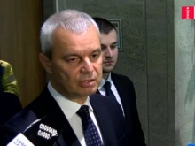 Костадинов: Сега правителството не трябва да мисли как да открадне бизнеса на "Лукойл", а да направи така, че да запази рафинерията у нас