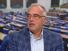 Антон Кутев: "Лукойл" трябва да бъде държавна