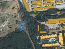 Продават терен за 350 800 лева в район в Пловдив