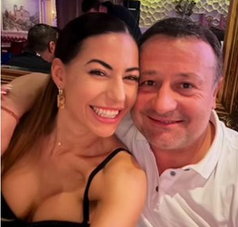Гаджето на Рачков: Мили, Митко