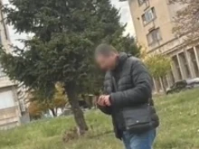 Ужас в София: Мъж напада млади момичета, а после си сваля панталоните
