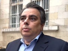 Асен Василев: Възможно е повишение на цените на горивата за месец-два