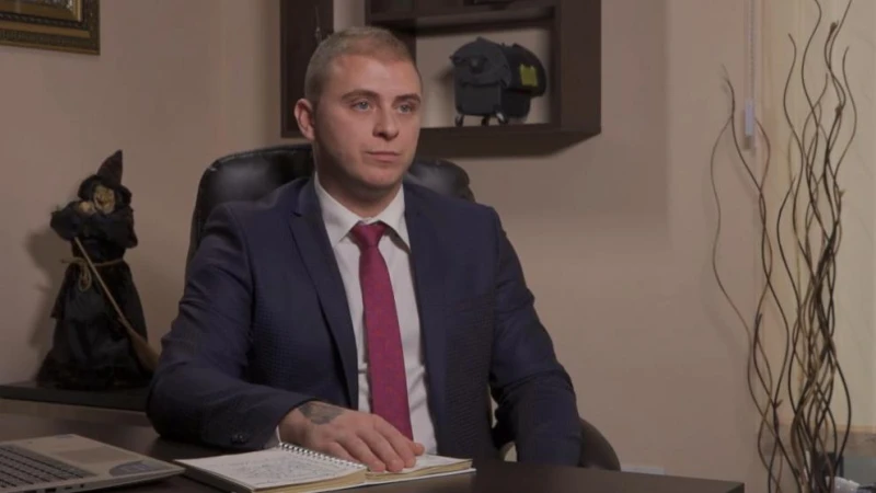Бачорски бъркал в тоалетни и търкал килими, преди да стане милионер