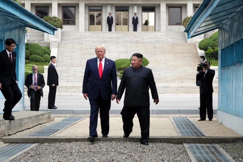 Сеул: Срещата между Тръмп и Ким Чен Ун е малко вероятна, но не е изключена