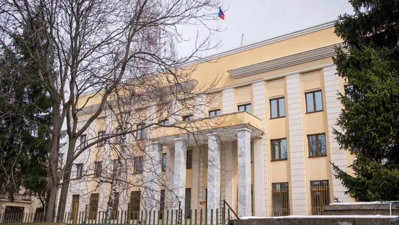 Ръмънски прокурори прекратиха дело срещу мъж, за когото се твърдеше, че се е опитал да нахлуе в руското посолство в Букурещ