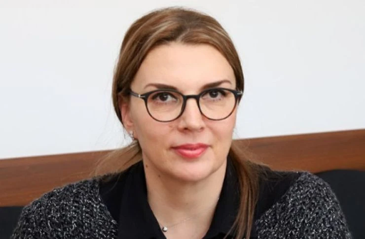 Днес навършва 61 години