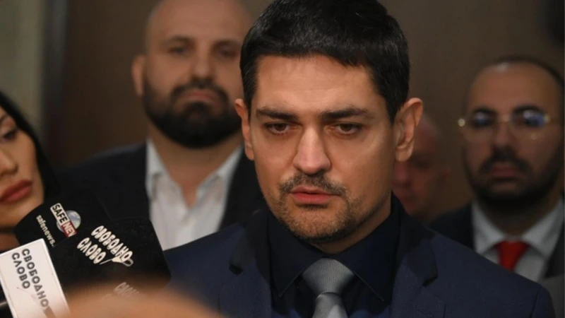Радостин Василев: Няма политическа воля заплатите да бъдат достойни за лекарите и медицинските сестри