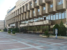 Пет фирми в надпревара за ремонта на благоевградската зала "Яворов"