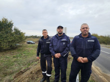 Това са професионалистите, спасили 14 пътници при катастрофата с автобус на пътя Харманли-Симеоновград снощи