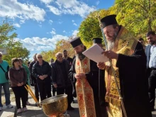 Осветиха камбаните на параклиса "Св. великомъченик Димитър" в Сандански