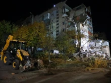 Двама души са загинали, а други петима са ранени след експлозията в жилищен блок в Хмелницки