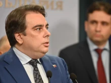 Асен Василев за бюджетите на НЗОК и НОИ: Няма една стотинка за младите лекари, бръкнаха и в джоба на хората на минимална заплата! 