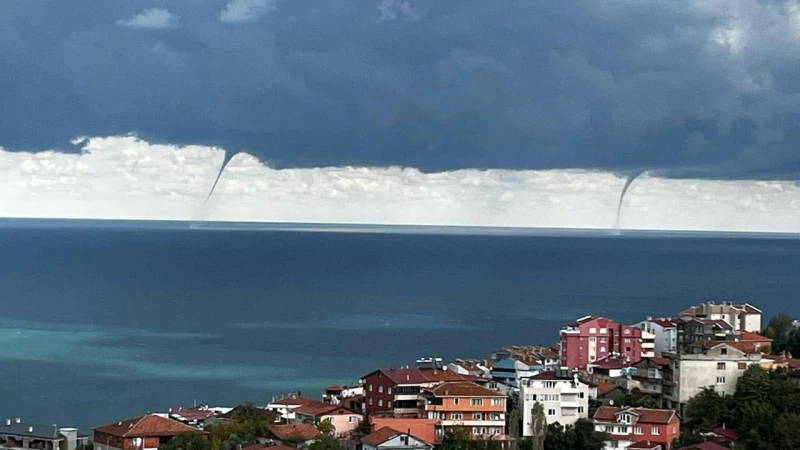 Три торнада бяха забелязани в Черно море
