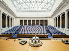 Депутатите гласуват промени в Закона за отбраната