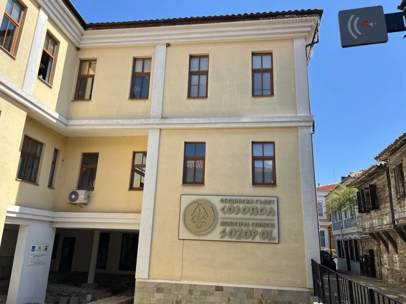 Профилактика спира административните услуги в Созопол утре