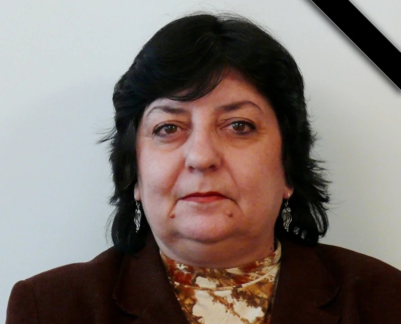 Почина Снежана Славчева
