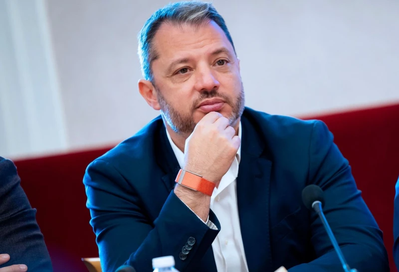 Зелена светлина: Спирането на износа на дизел и авиационно гориво мина през бюджетна комисия