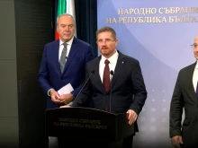 "Възраждане": Парите на работещите български пенсионери не са в безопасност