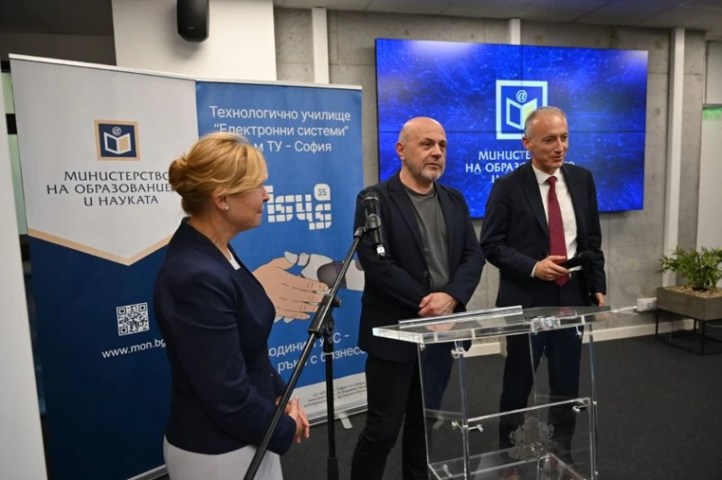 Нови сгради за ТУЕС и Министерството на иновациите и растежа в София Тех Парк