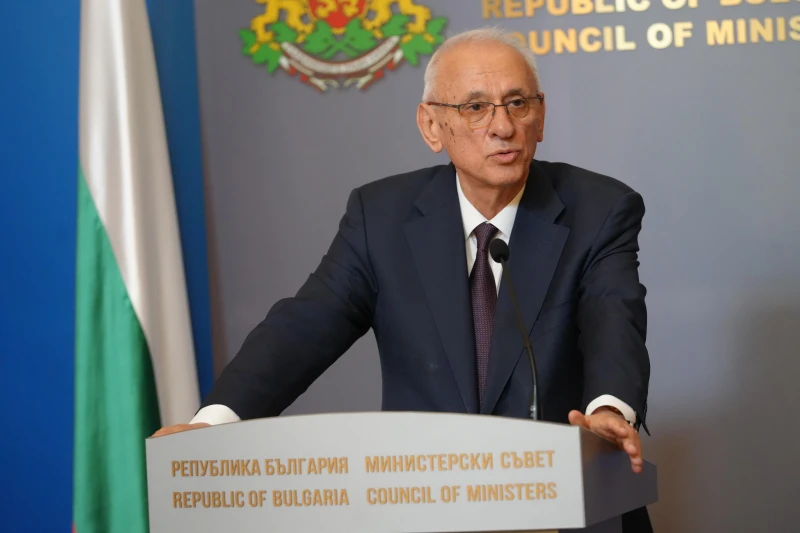 Силви Кирилов: Исканото увеличение на здравната вноска не зависи от министерството