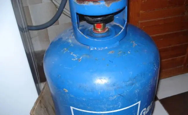 Неизправна газова бутилка предизвика пожар в Поморие